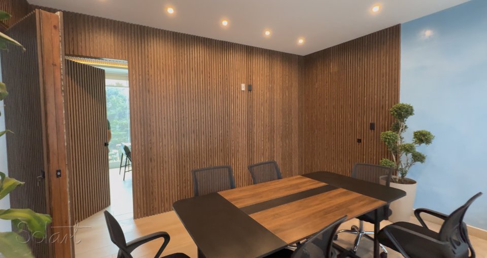 Lambrin para interior en oficina